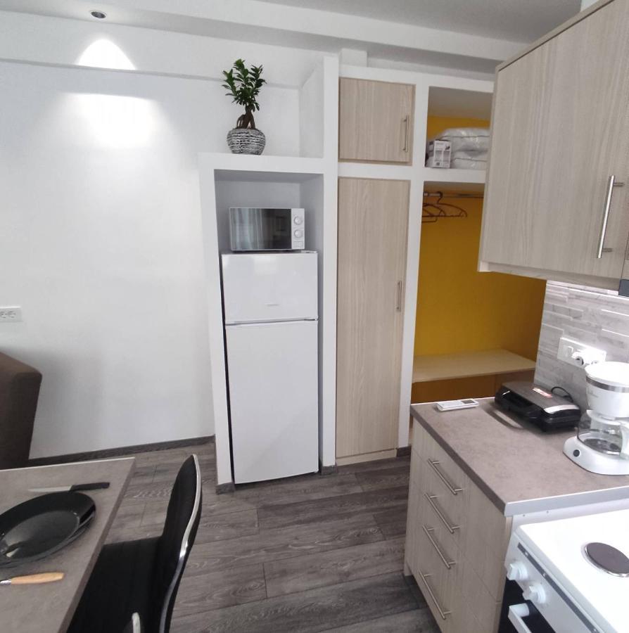 Petmeza Apartment 1 By Dimitropoulos Aegium Buitenkant foto